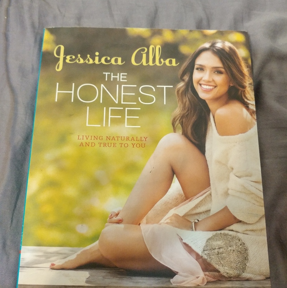 The Honest Life book by Jessica Alba